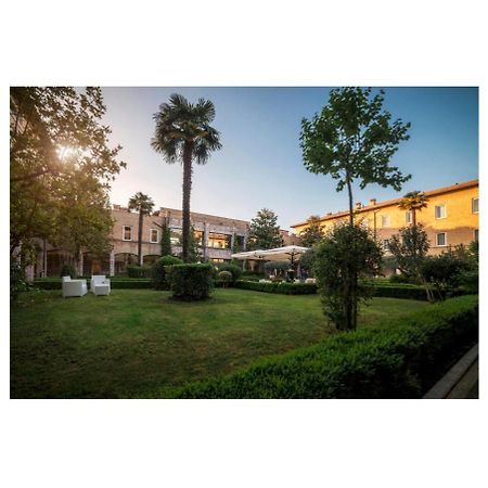 Th Assisi - Hotel Cenacolo Exteriör bild