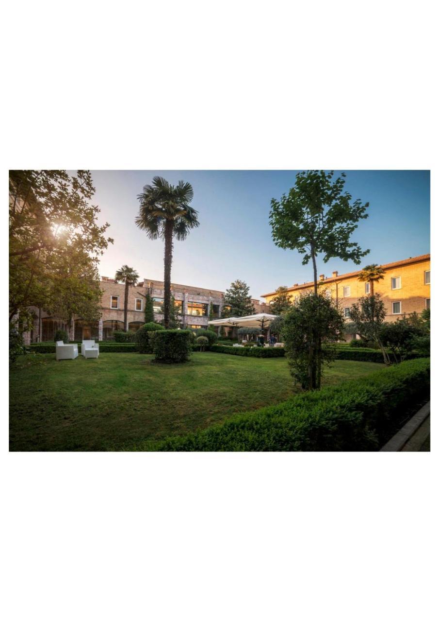 Th Assisi - Hotel Cenacolo Exteriör bild