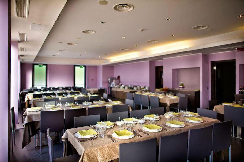 Th Assisi - Hotel Cenacolo Exteriör bild